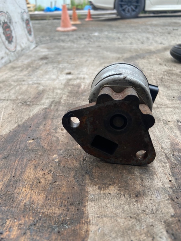 Клапан egr D15B