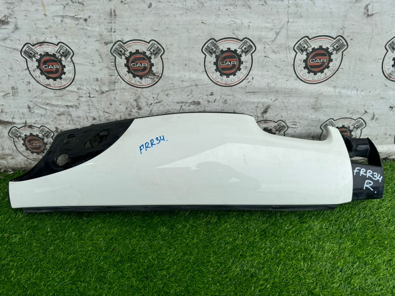 Щечка правая ISUZU forward FRR32 контрактная