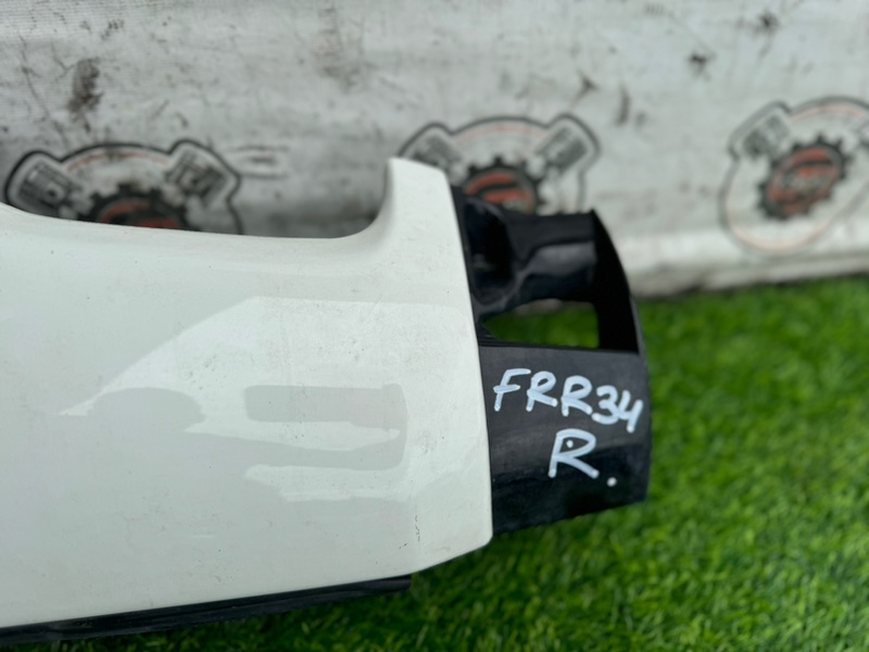 Щечка правая forward FRR32