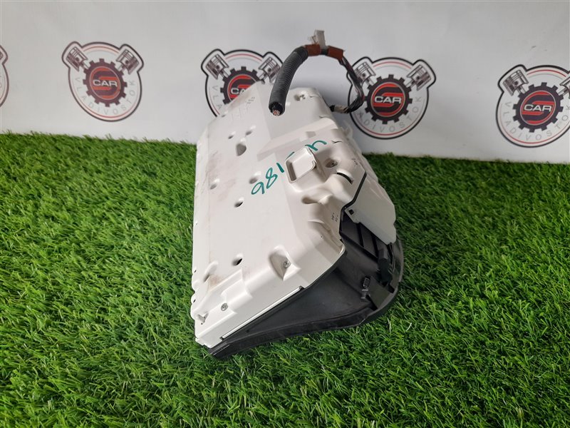 Спидометр TOYOTA CROWN MAJESTA UZS186