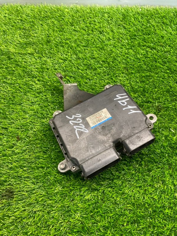 Блок efi MITSUBISHI OUTLANDER GG2W 4B11 контрактная