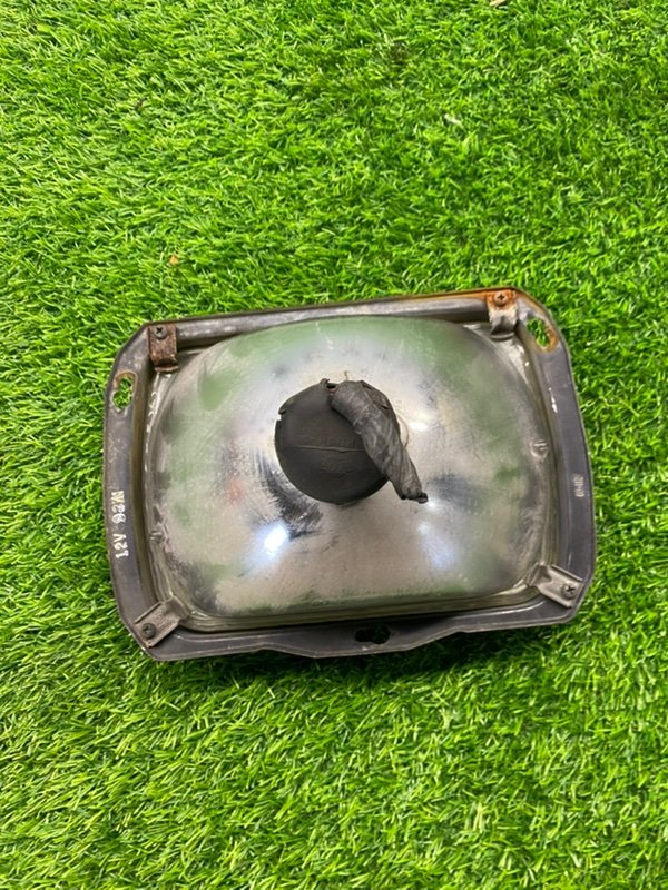 Фара левая AD VFY10 Фара левая AD VFY10