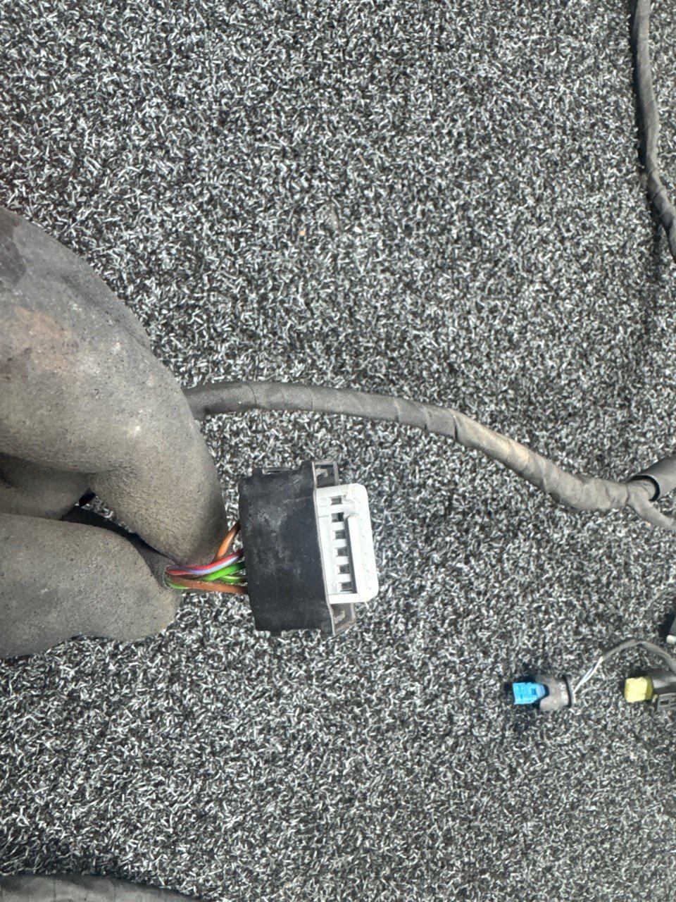 Проводка бампера переднего Mercedes-Benz GLC x253 W253 om 651.921 Проводка бампера переднего Mercedes-Benz GLC x253 W253 om 651.921