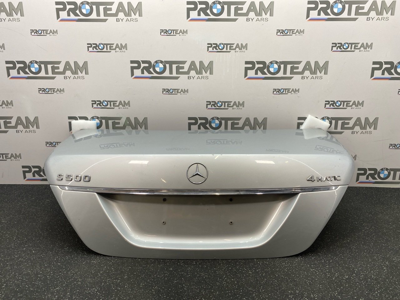 Крышка багажника Mercedes S 2007 W221 контрактная