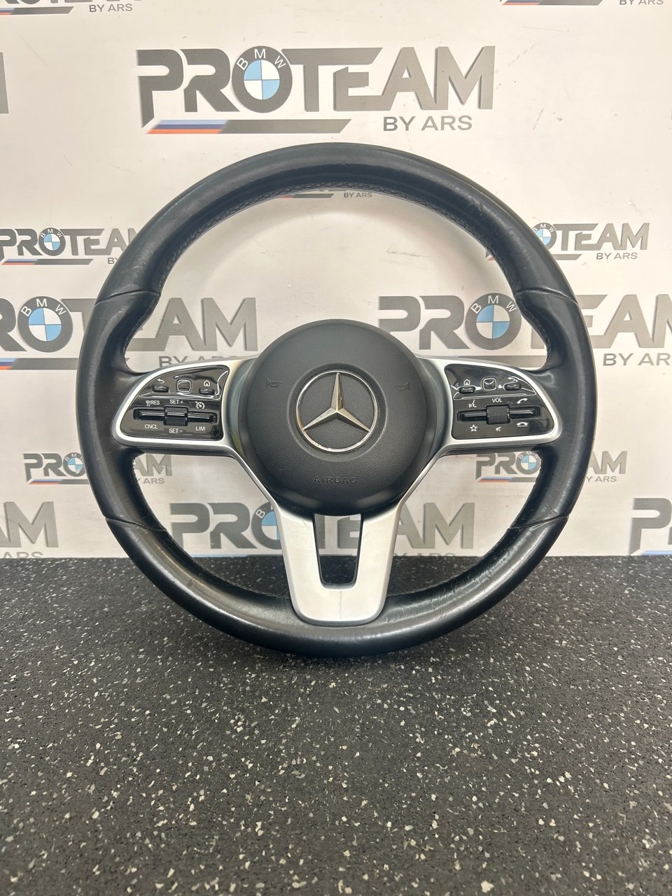 Руль Mercedes Sprinter 2019 W907 A9074602802 контрактная
