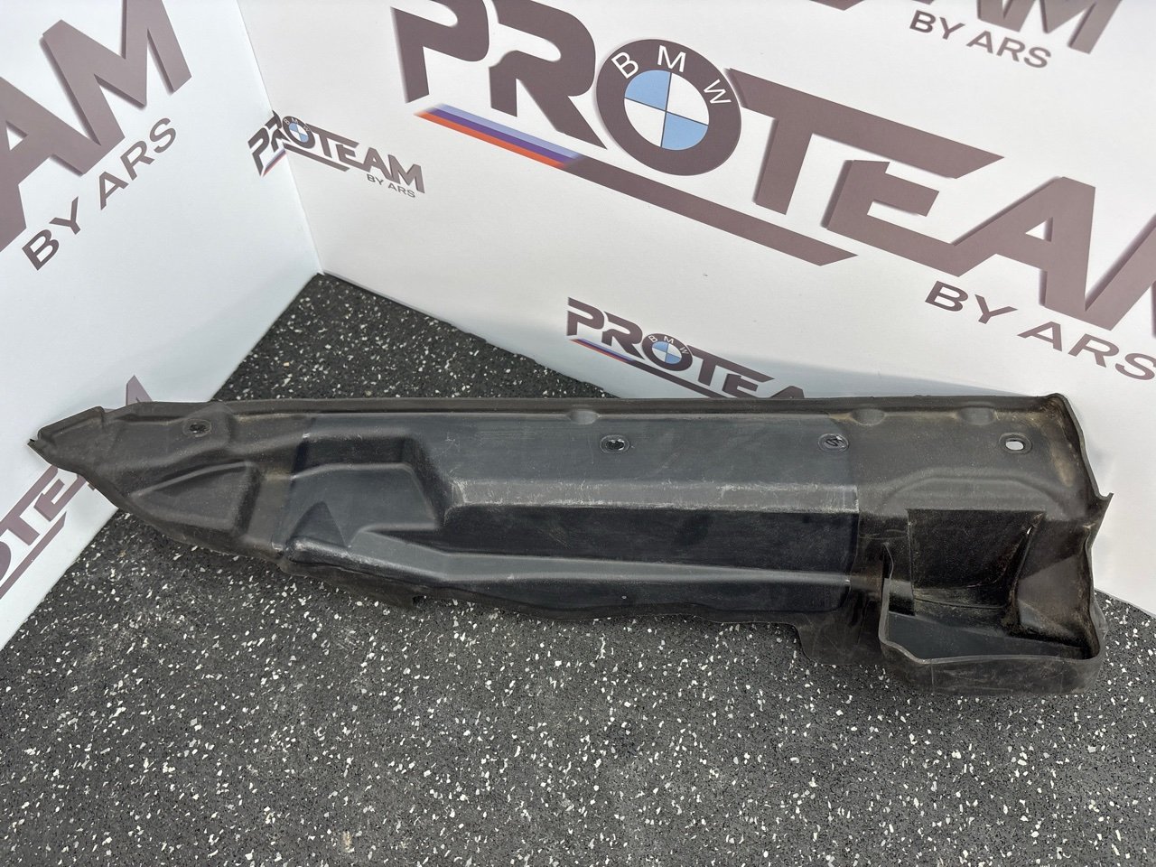 Пластик моторного отсека X5 2017 F15