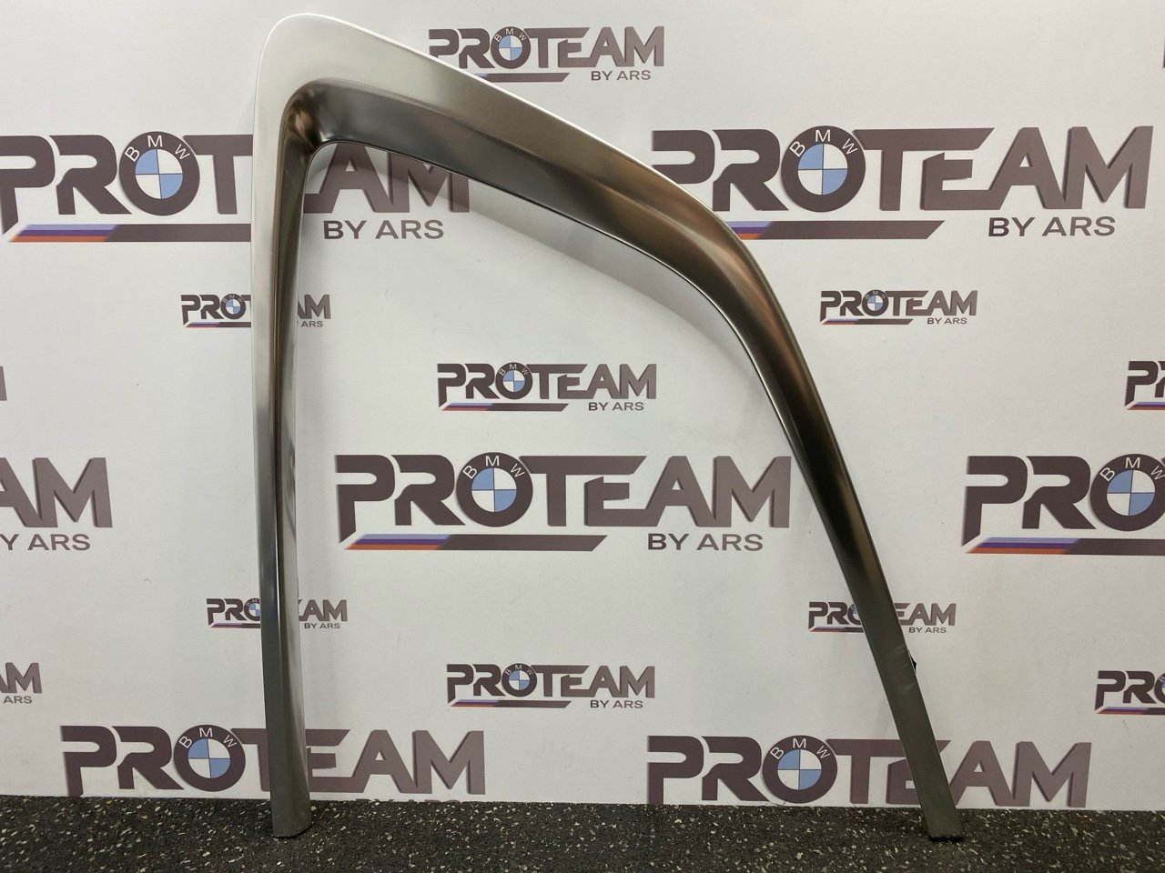 Молдинг стекла двери задней правой наружный BMW X3 2022 G01 7410072 контрактная