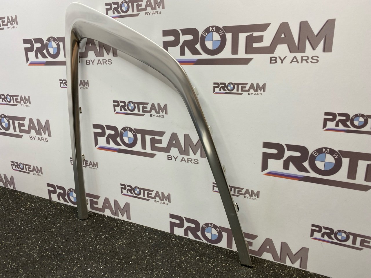 Молдинг стекла двери задней правой наружный BMW X3 G01