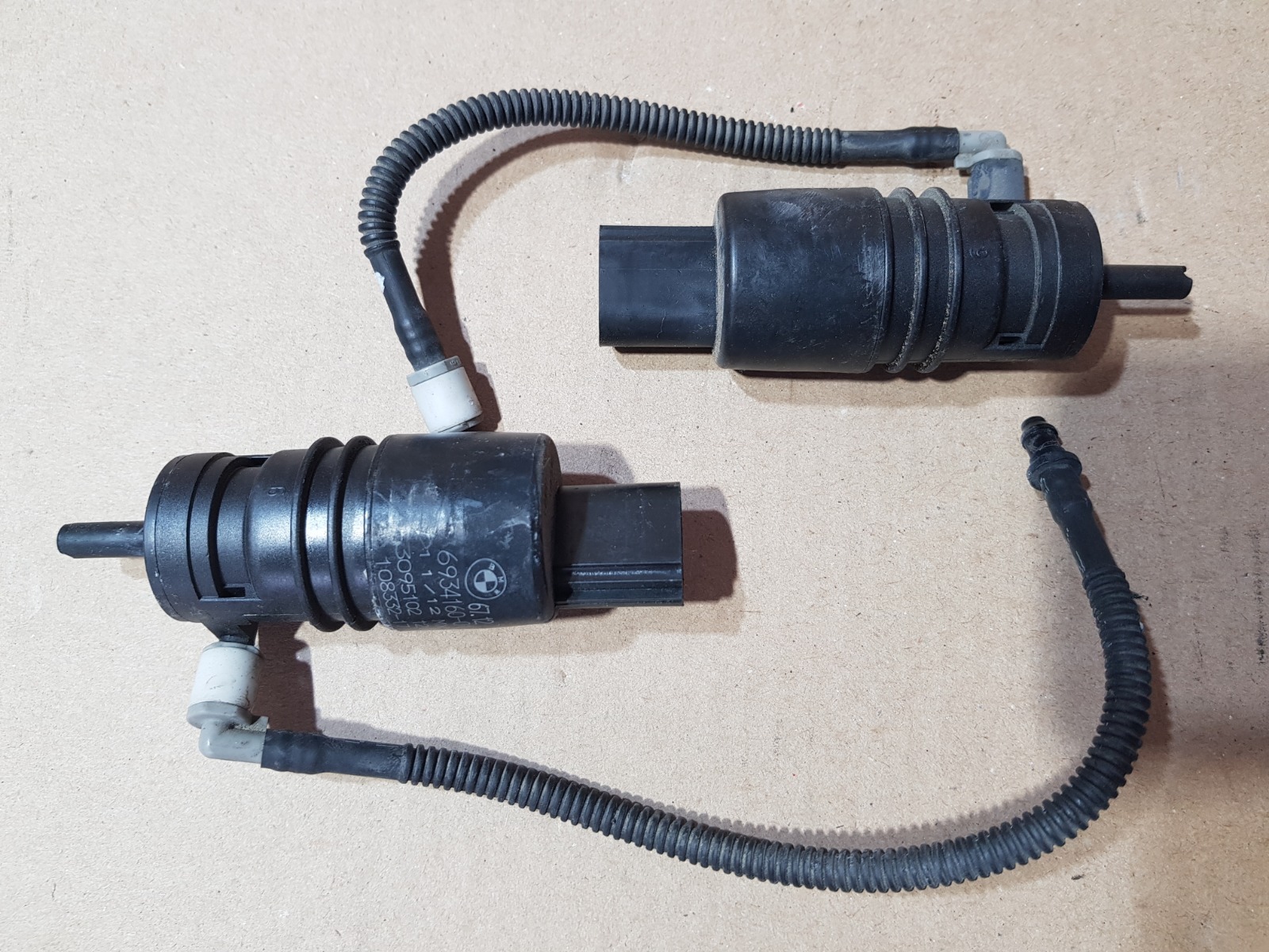 Запчасть мотор бачка омывателя BMW X5 2012 E70 LCI N57D30A 67126934160 контрактная Мотор бачка омывателя BMW X5 2012 E70 LCI N57D30A 67126934160 контрактная