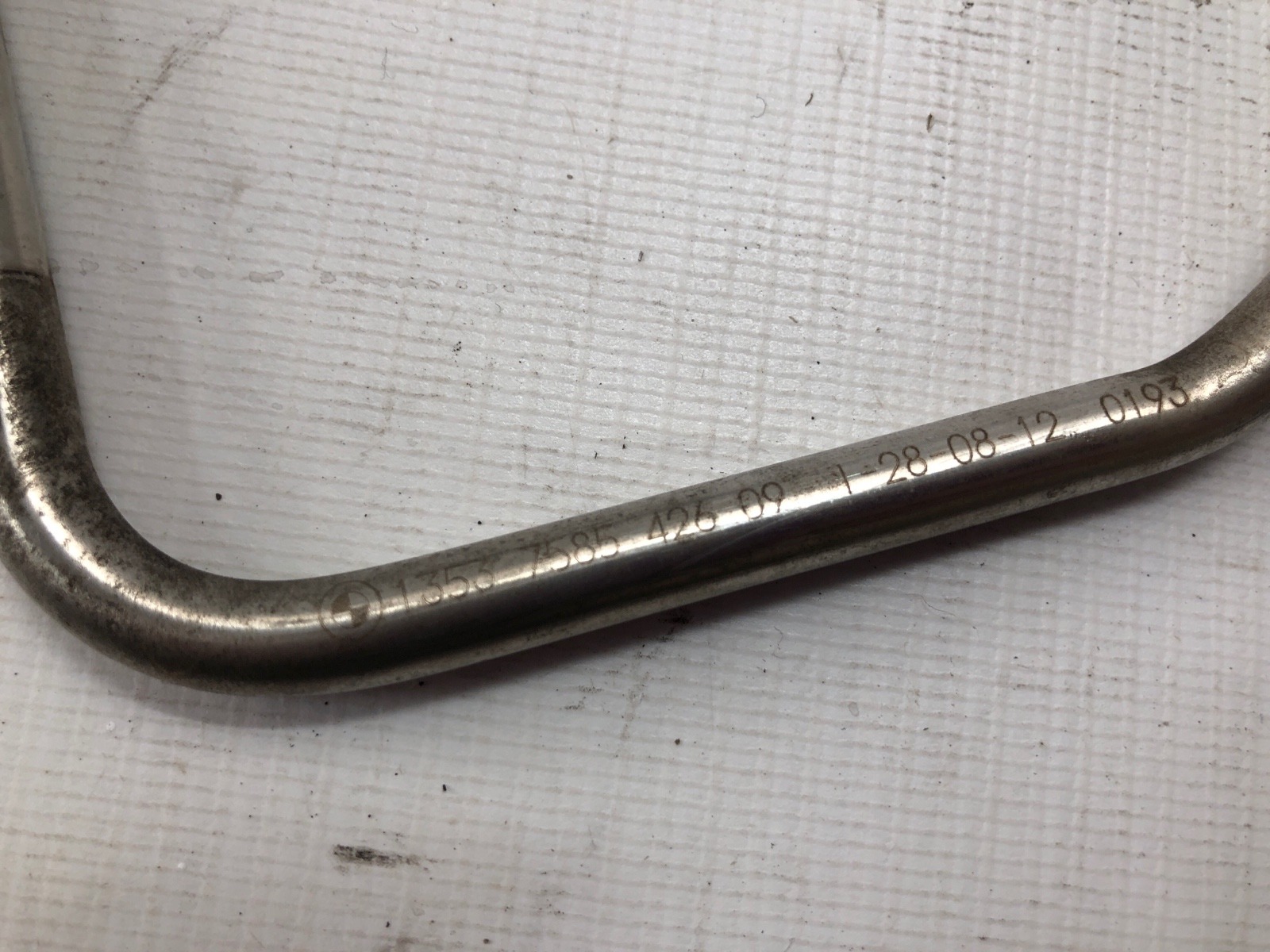 Трубка топливная X1 2015 E84 N20B20A Трубка топливная X1 2015 E84 N20B20A