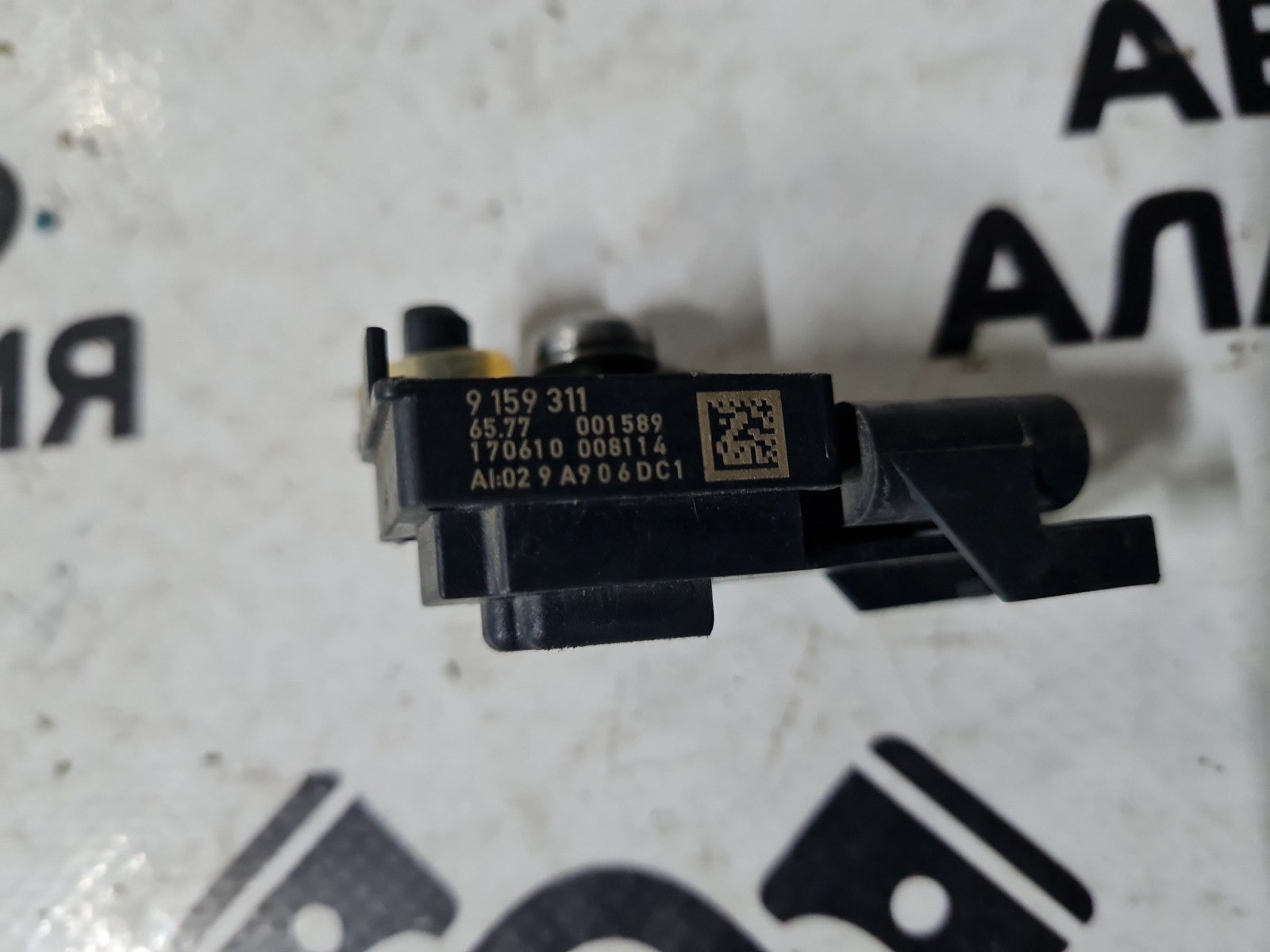 Датчик в двери BMW 5 F10 N20B20 Датчик в двери BMW 5 F10 N20B20