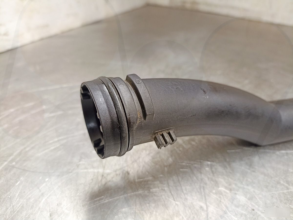 Патрубок водяной Impreza WRX STI VAF
