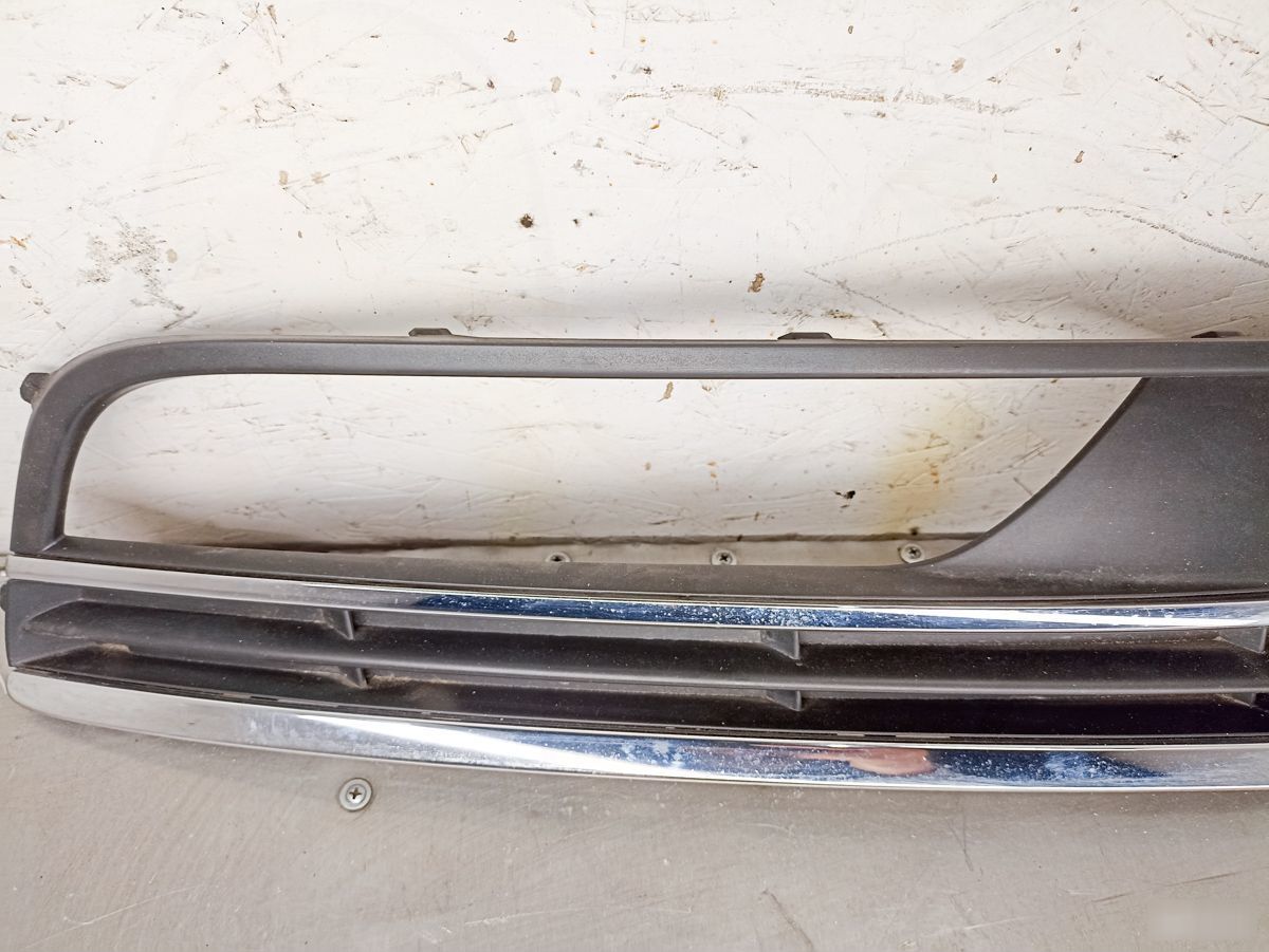 Оправа ПТФ правая Volkswagen Passat B7