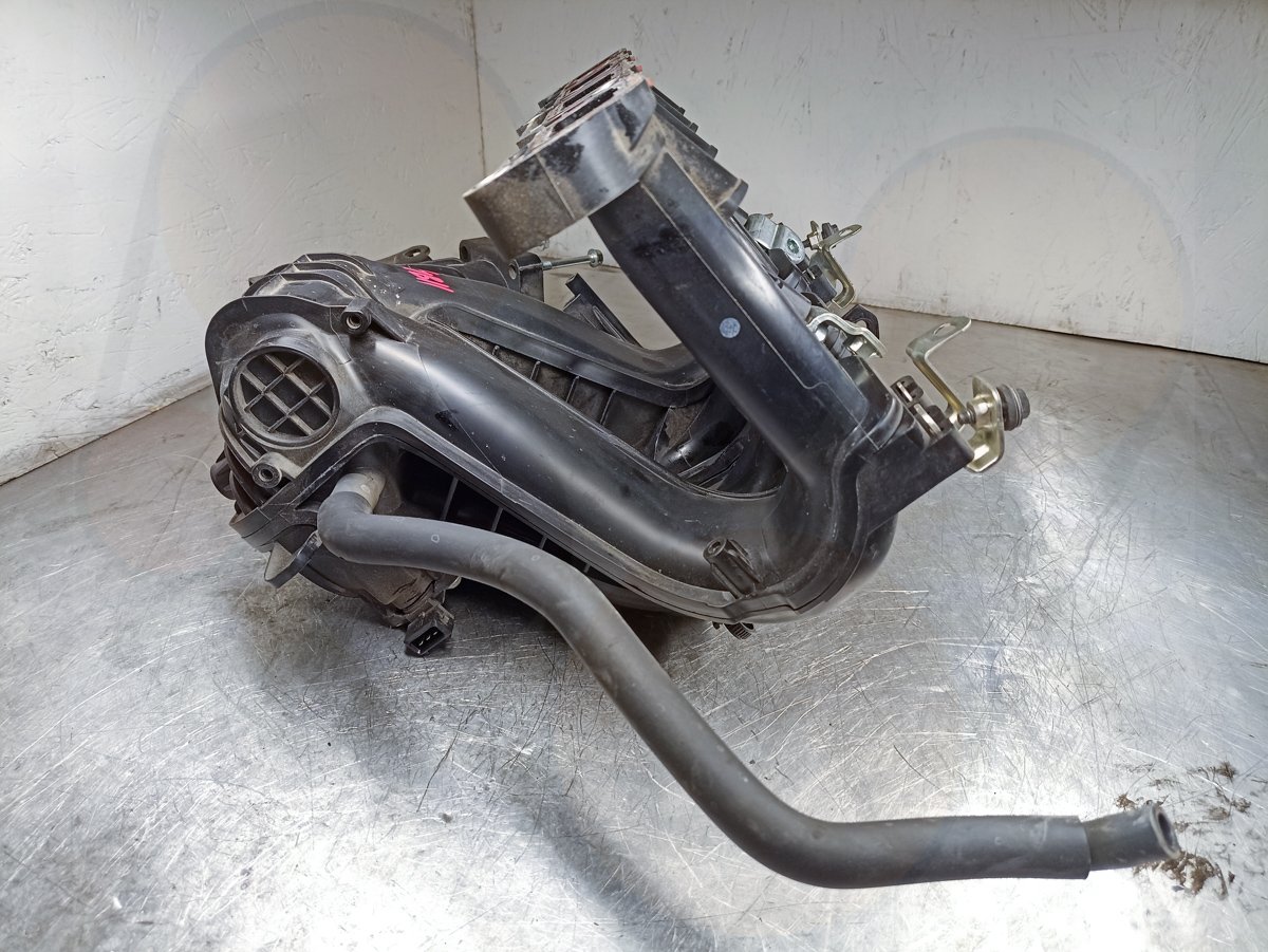 Коллектор впускной 1540A069 Mitsubishi Mitsubishi 4B11 1540A069 контрактная