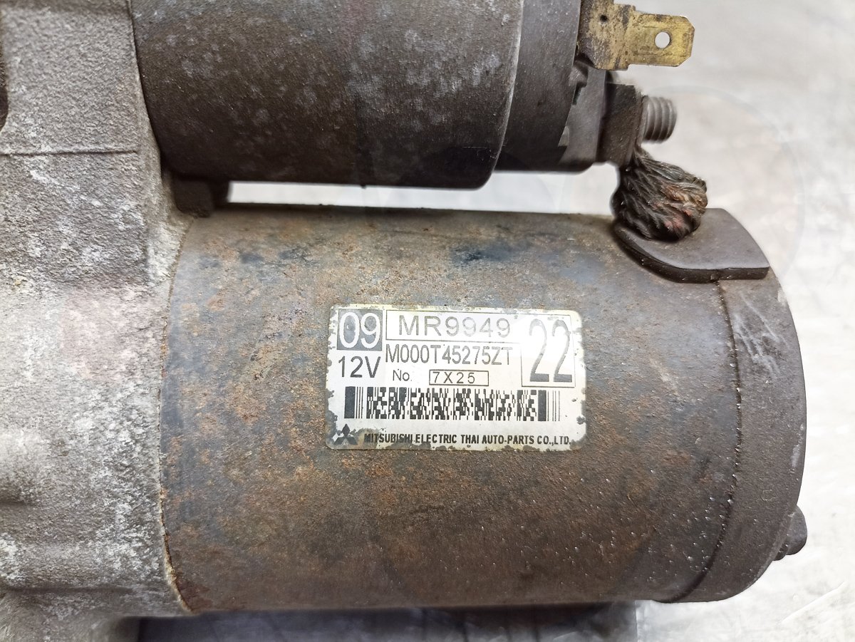 Стартер MR994922 Mitsubishi M000T45275ZT