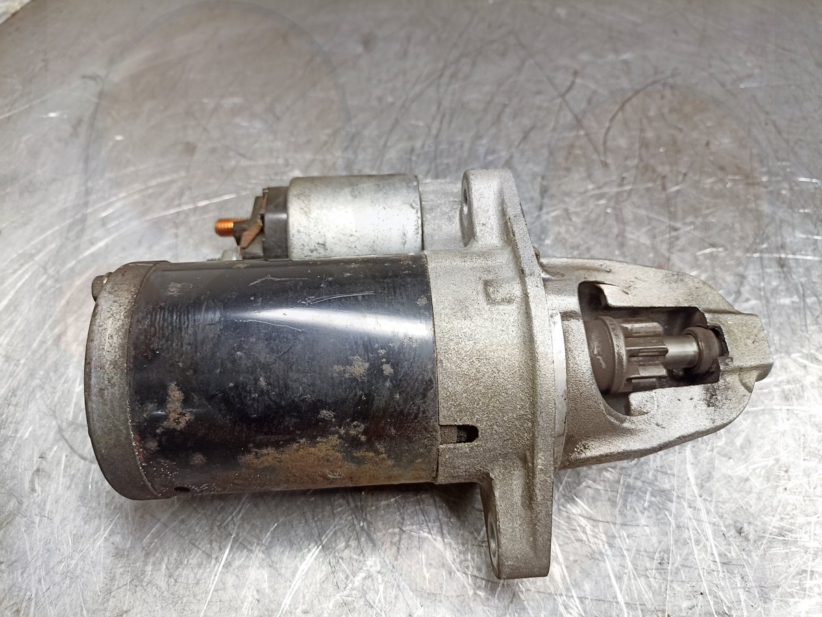 Стартер MR994922 Mitsubishi M000T45275ZT