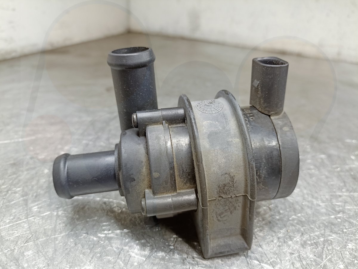 Дополнительный насос 1K0965561L VAG 1K0965561L контрактная