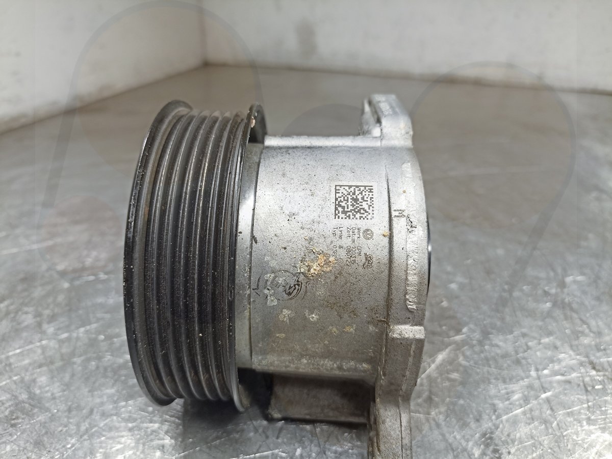 Помпа водяная 03F121004E VAG