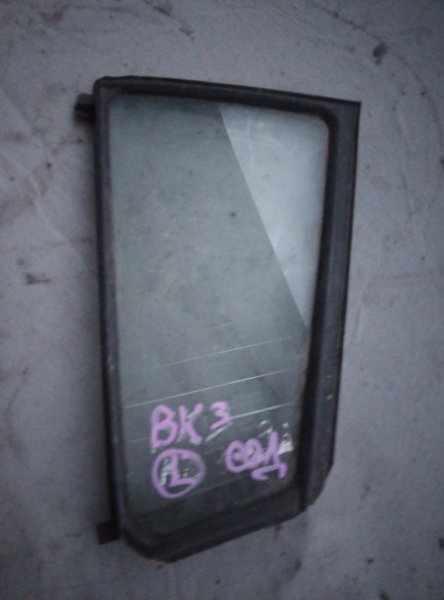 Форточка двери Mazda 3 BK3 задняя левая (б/у)