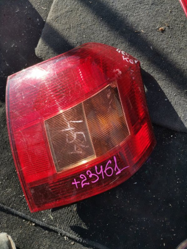 Стоп-сигнал Toyota Corolla120 E120 задний левый (б/у)