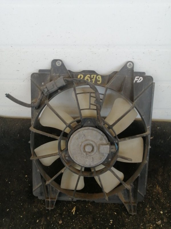 Диффузор радиатора Honda Civic FD (б/у)