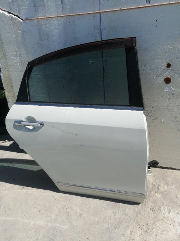 Дверь Nissan Bluebird Sylphy G11 задняя правая (б/у)