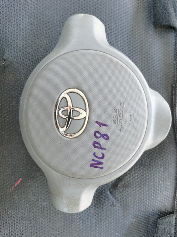 Аирбаг на руль Toyota Sienta NCP81 (б/у)