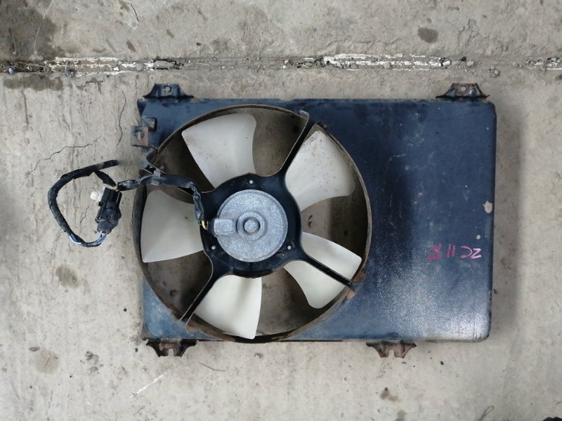 Диффузор радиатора Suzuki Swift ZC11S (б/у)