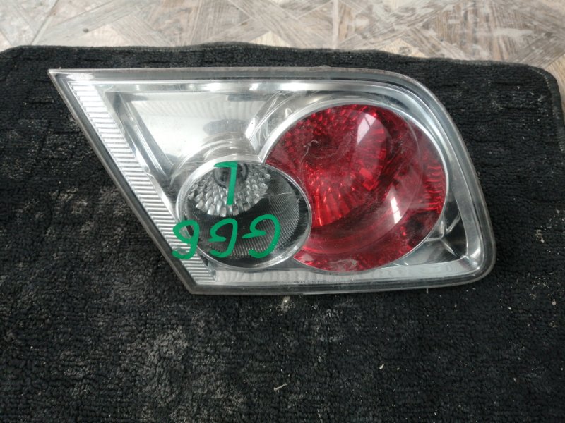 Стоп-сигнал в крышку багажника Mazda 6 GG левый (б/у)
