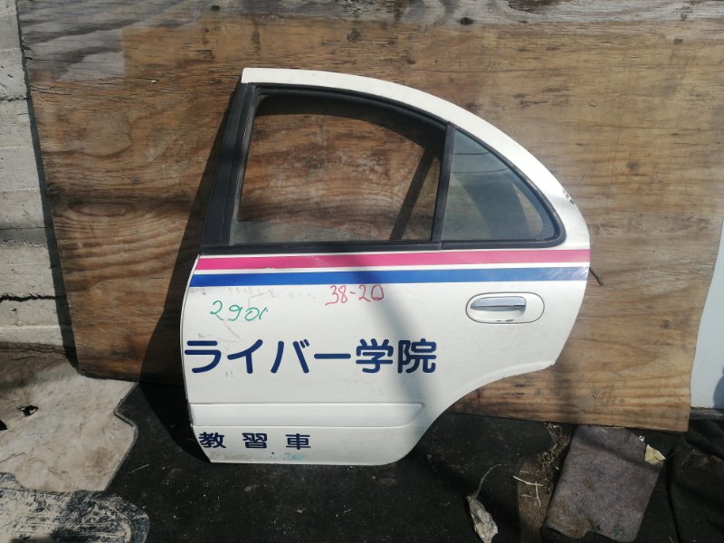 Дверь Nissan Bluebird Sylphy FG10 задняя левая (б/у)