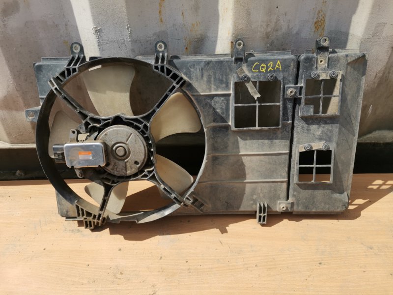 Диффузор радиатора Mitsubishi Dingo CQ2A 4G15 (б/у)