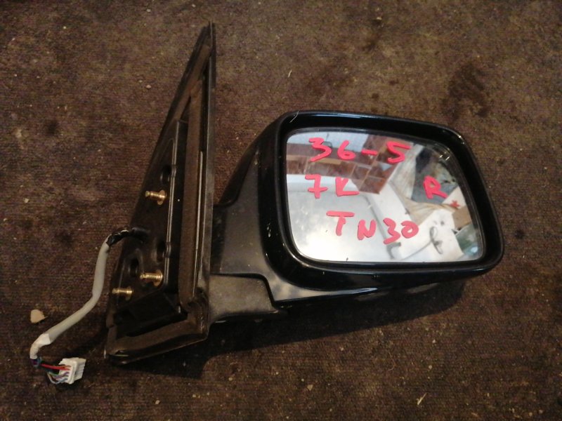 Зеркало Nissan X-Trail NT30 переднее правое (б/у)
