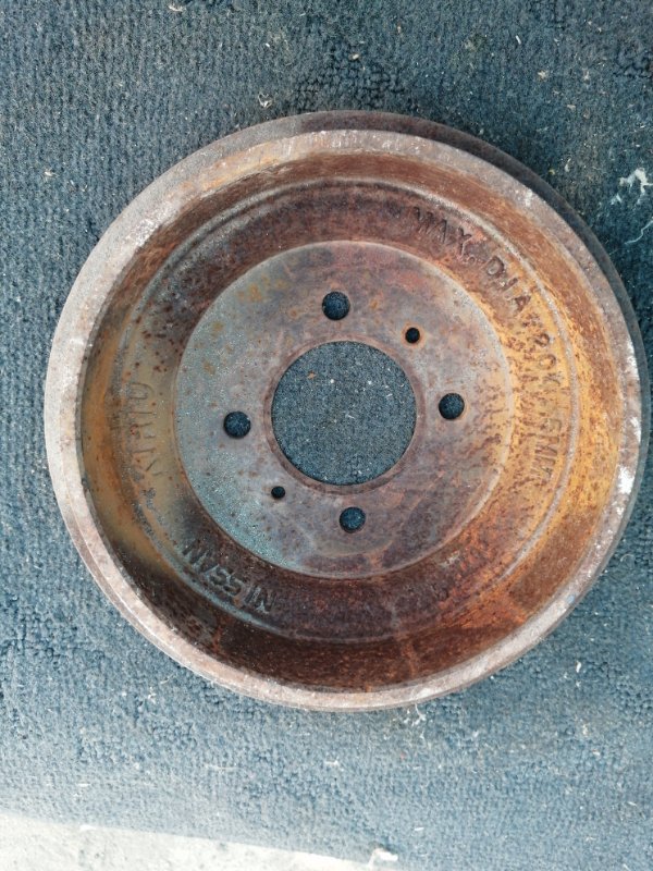 Тормозной барабан Nissan Tiida C11 HR15 задний (б/у)