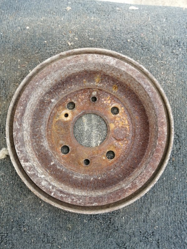 Тормозной барабан Mazda Demio DE ZJ задний (б/у)