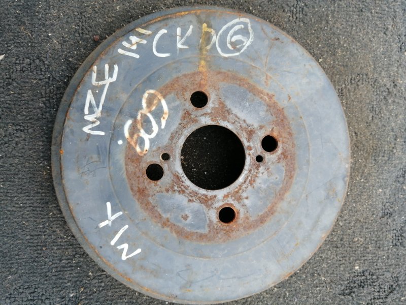 Тормозной барабан Toyota Fielder NZE141 1NZ задний (б/у)