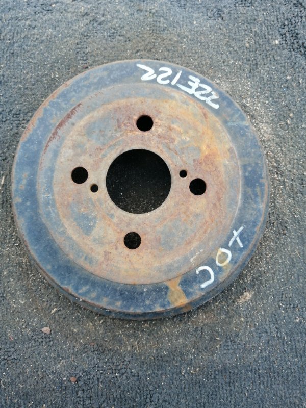 Тормозной барабан Toyota Corolla120 ZZE121 1ZZ задний (б/у)
