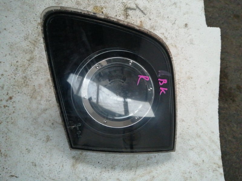 Стоп-сигнал в крышку багажника Mazda 3 BK L3 правый (б/у)