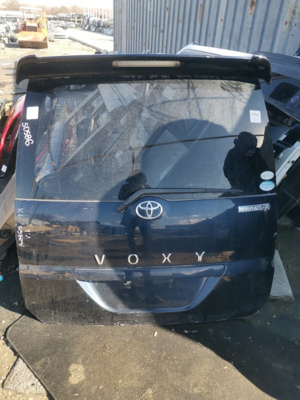 Дверь багажника Toyota Voxy AZR60 (б/у)