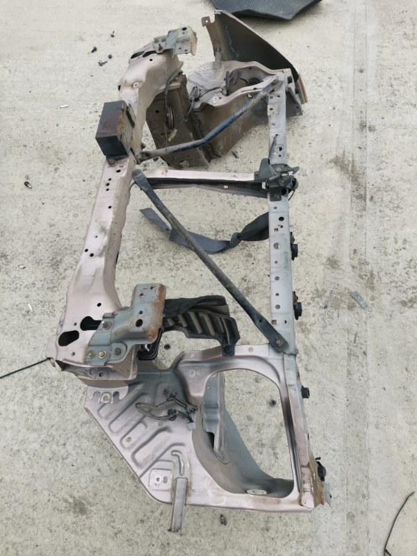Рамка радиатора Toyota Duet M101A (б/у)