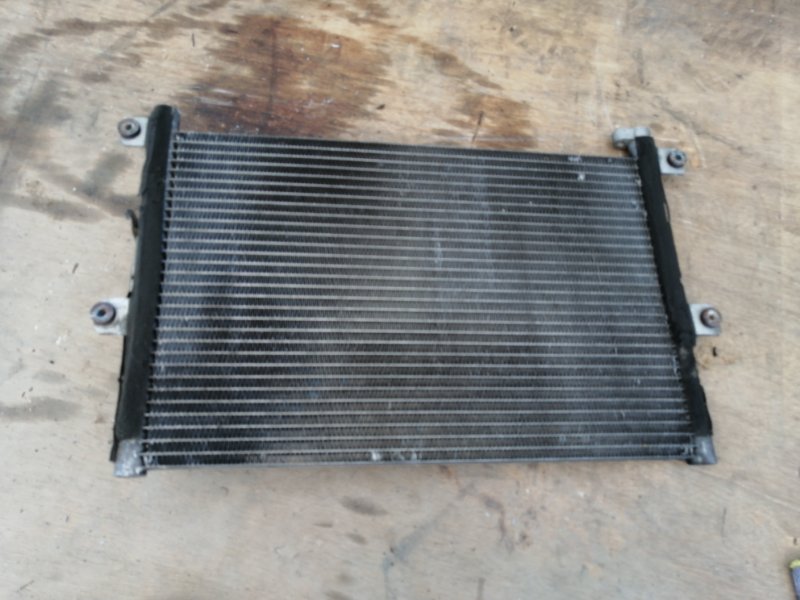 Радиатор кондиционера Suzuki Jimny GB23W (б/у)
