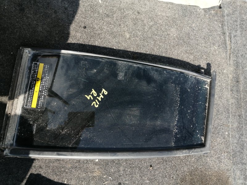 Форточка двери Nissan Liberty RM12 задняя левая (б/у)