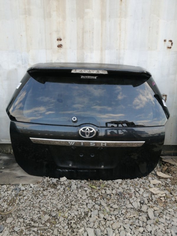 Дверь багажника Toyota Wish ZNE14 (б/у)