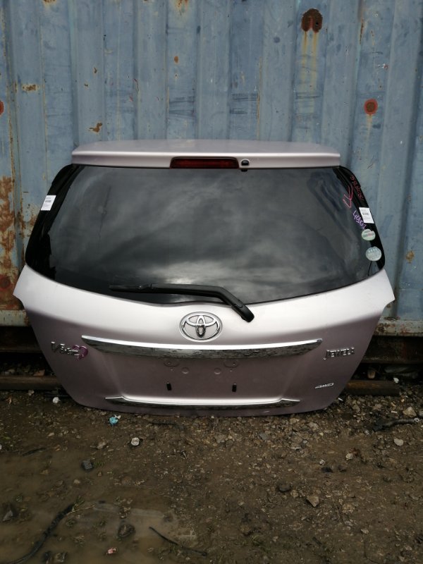 Дверь багажника Toyota Vitz KSP130 (б/у)