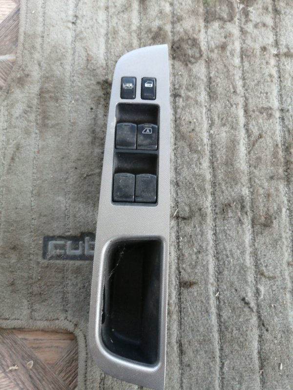 Блок управления стеклами Nissan Tiida C11 2010 передний правый (б/у)