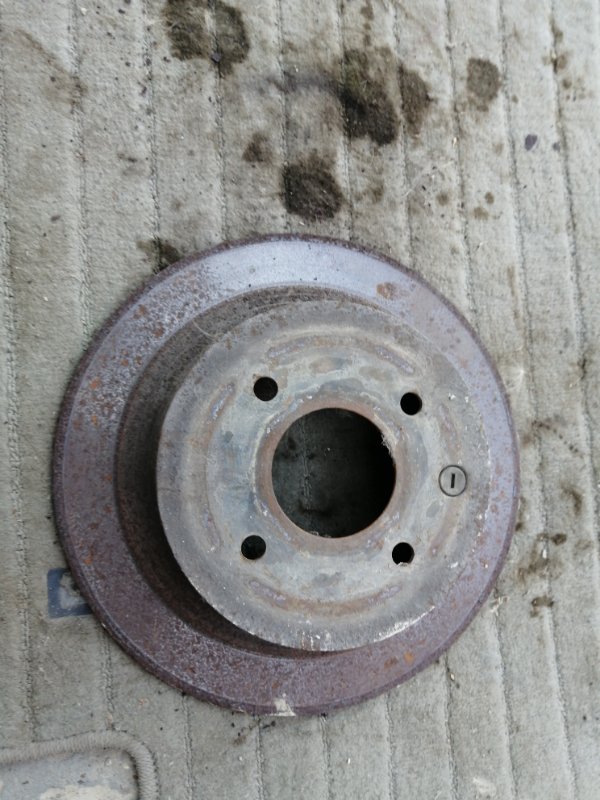 Тормозной диск Nissan Tiida C11 2006 задний (б/у)
