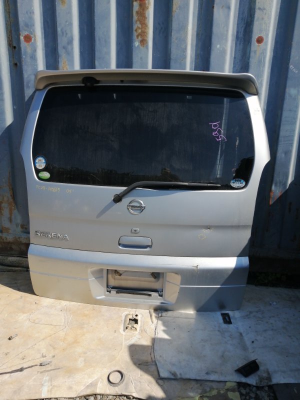 Дверь багажника Nissan Serena C24 (б/у)
