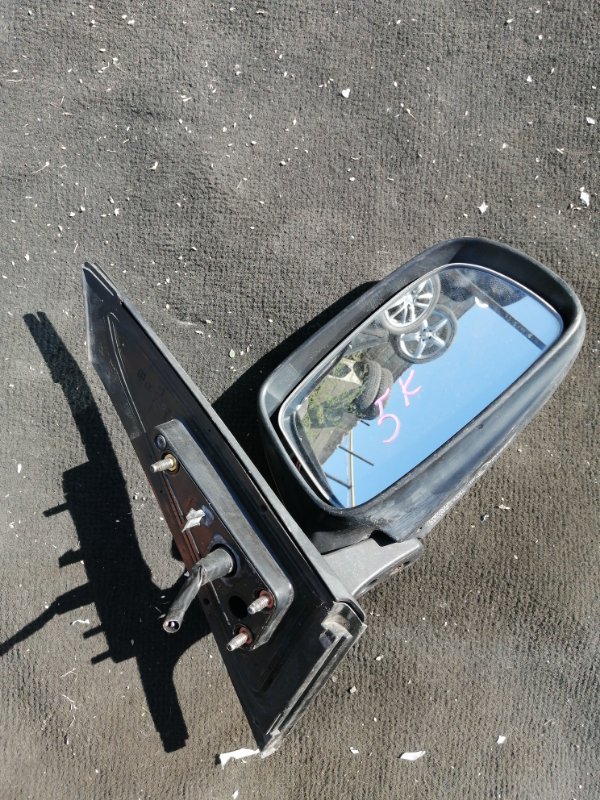 Зеркало Toyota Prius NHW20 2004 переднее правое (б/у)