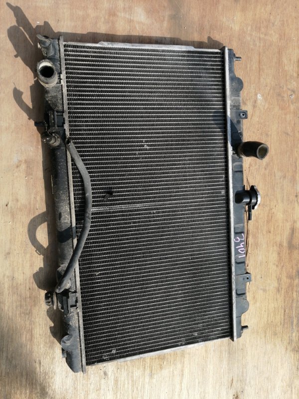 Радиатор двс Nissan Wingroad Y11 2001 (б/у)