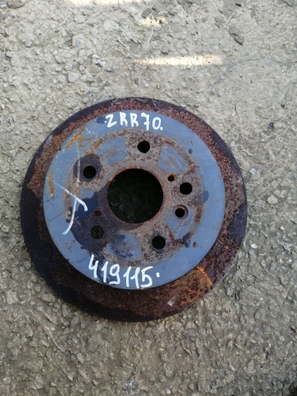 Тормозной диск Toyota Noah ZRR70 3ZR задний (б/у)