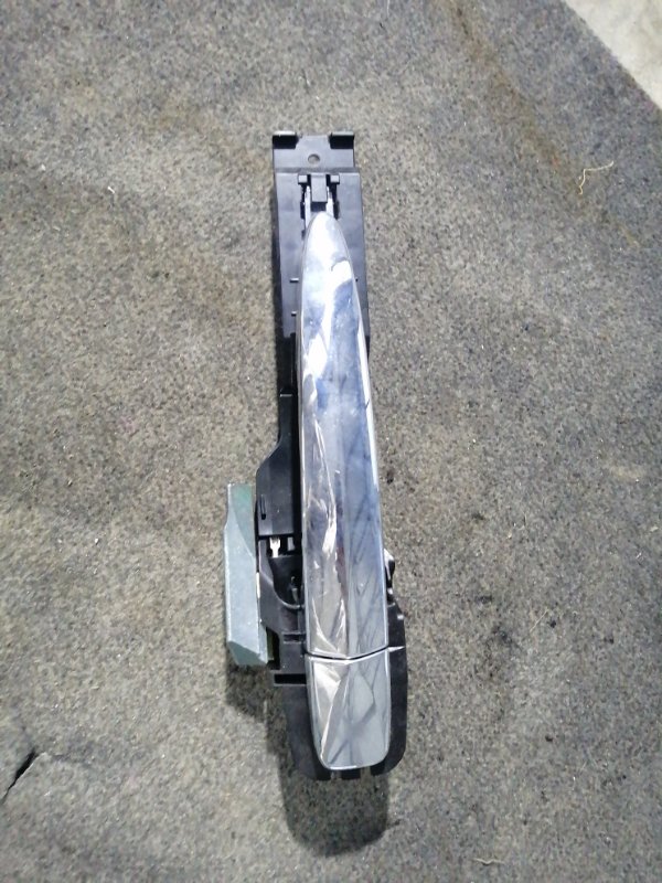 Ручка двери внешняя Nissan Leaf AZE0 задняя правая (б/у)
